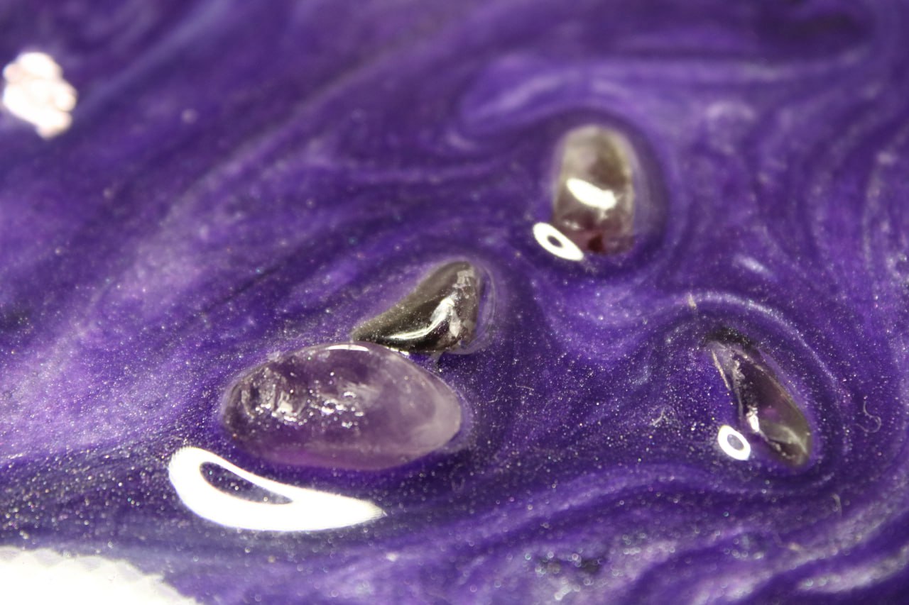 Violette Galaxie – Kristall-Komposition