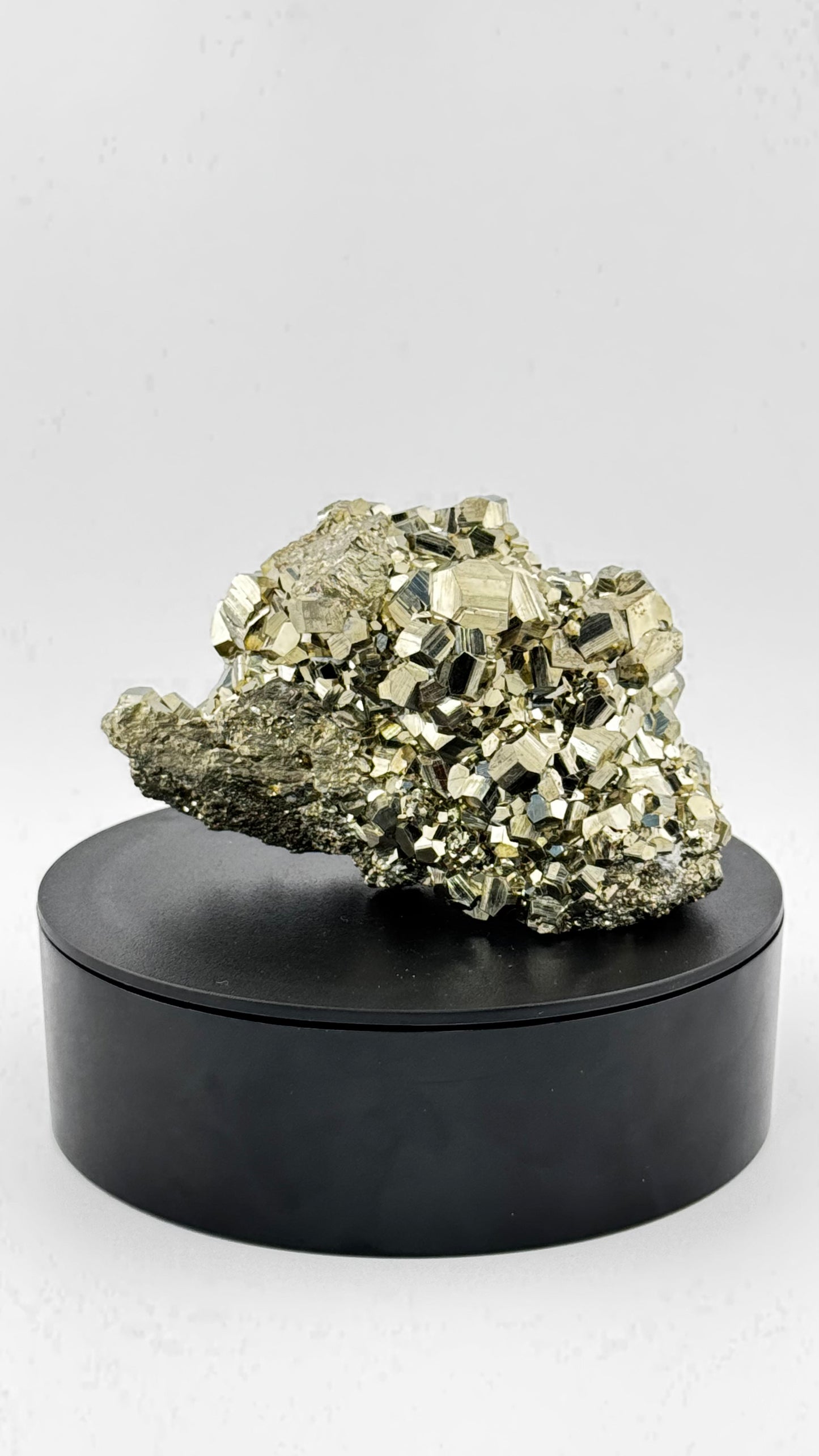 Pyrit-Stufe – Huanzala Mine, Ancash, Peru | 746g