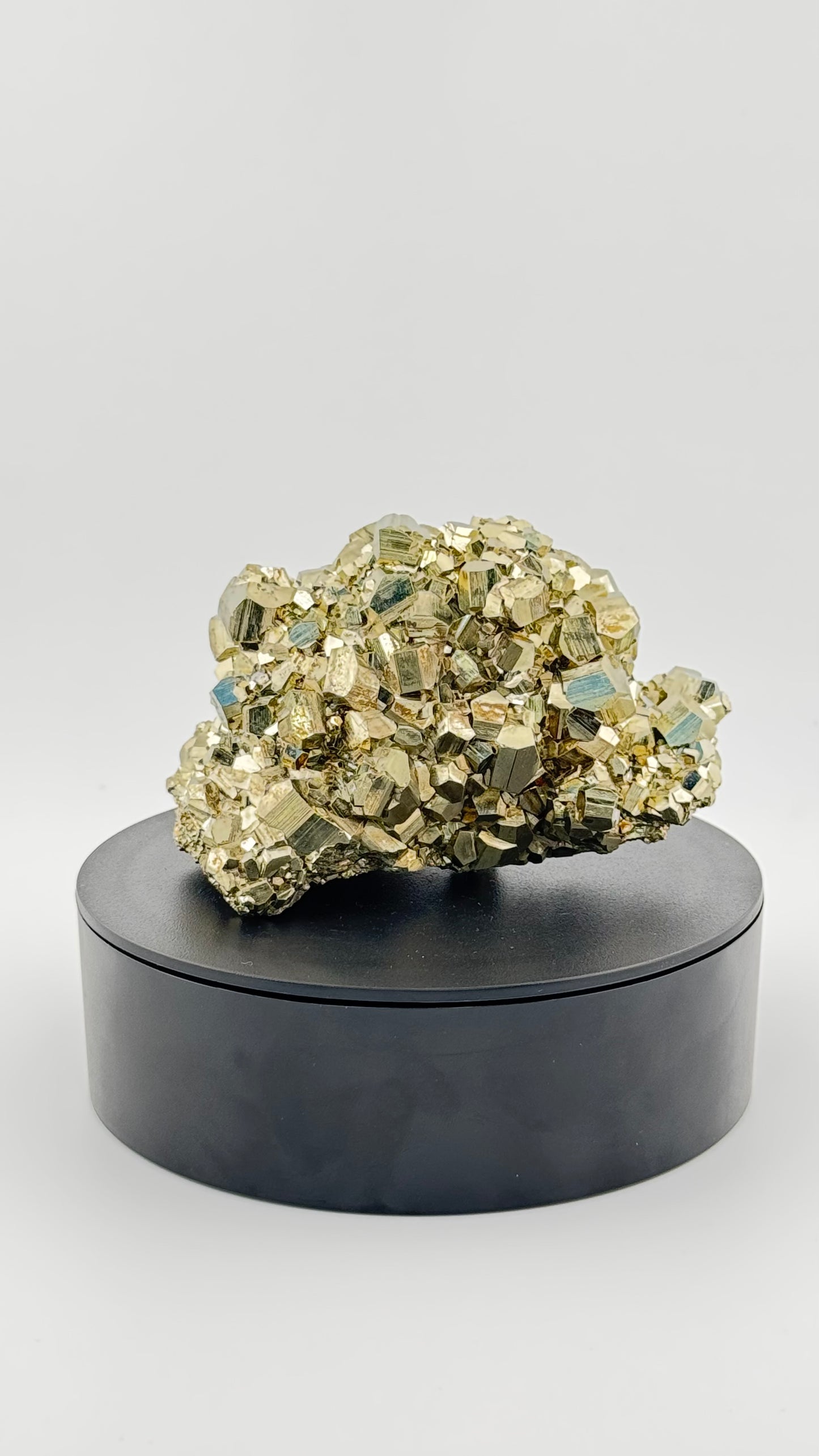 Pyrit-Stufe – Huanzala Mine, Ancash, Peru | 746g