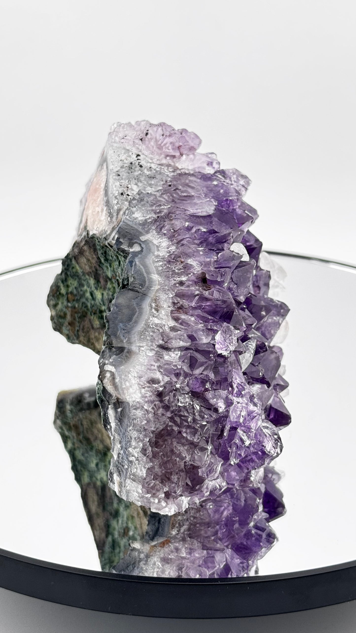 Amethyst-Achat-Geode mit Calcit – Brasilien, 698g