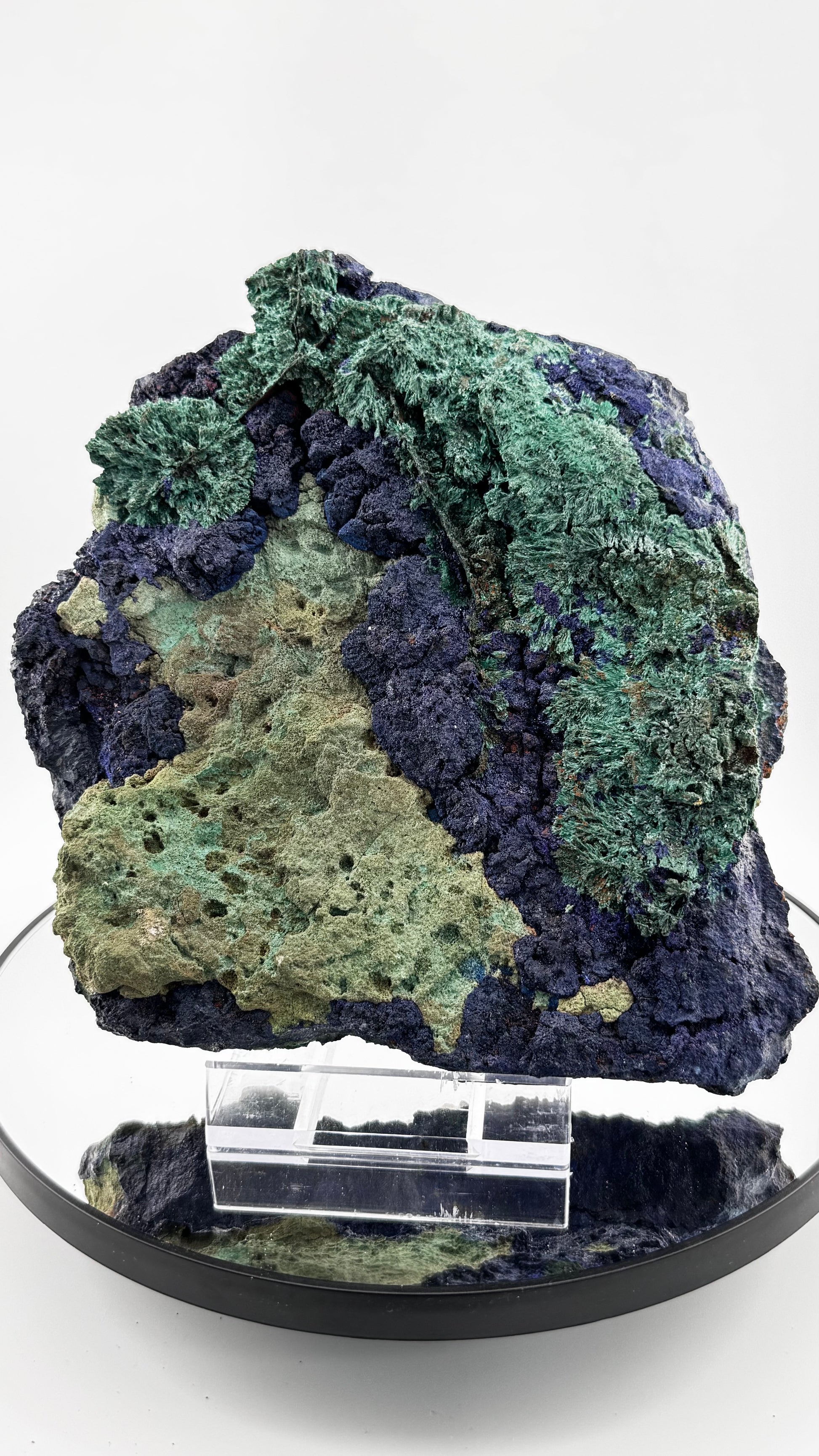 Foto 1: Azurit Malachit Calcit Aoulli Marokko pseudomorph Statement-Piece Acrylständer