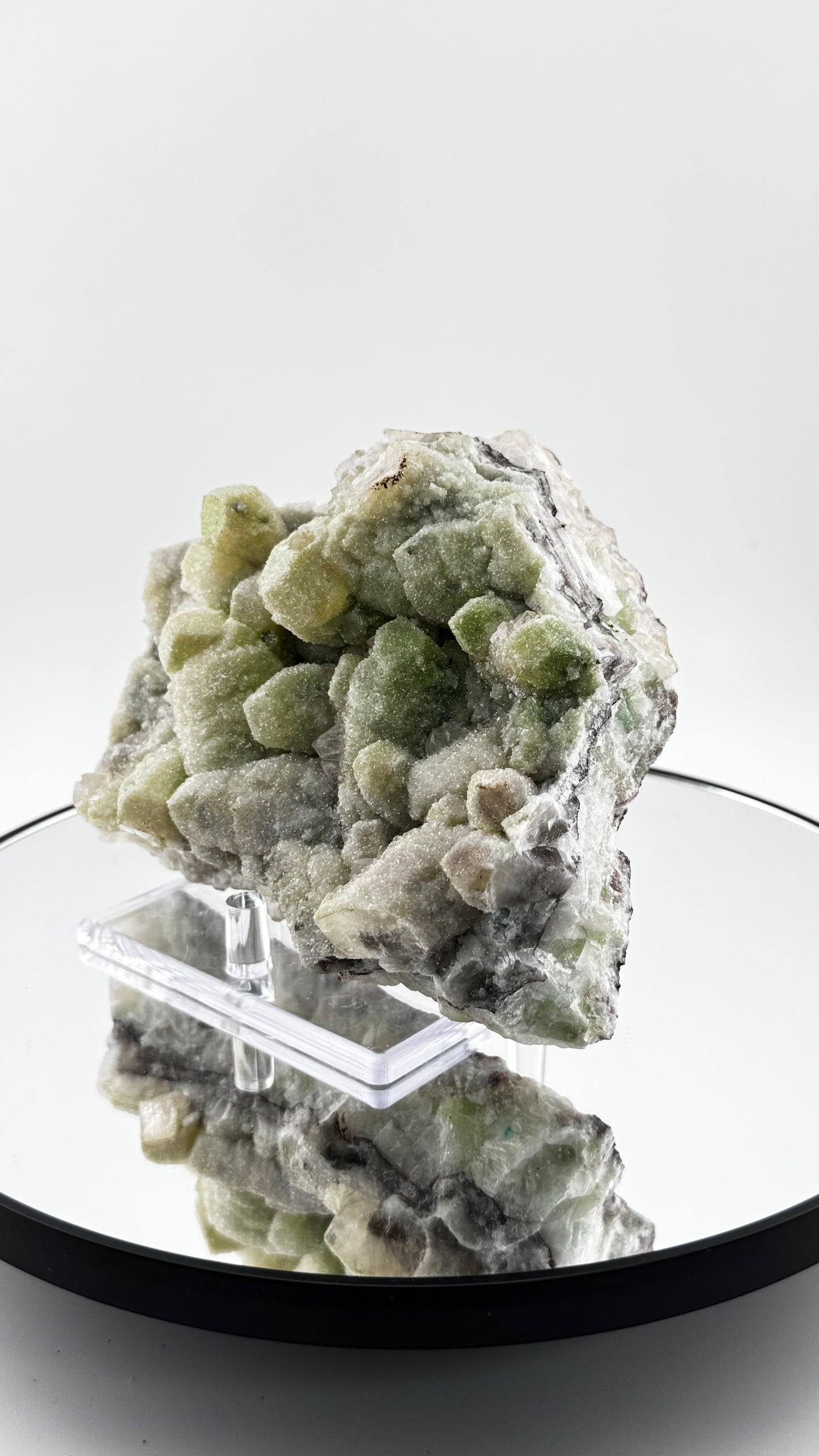 Duftit auf Calcit – Tsumeb Mine, Namibia, 884g